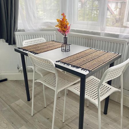 Charming Studio 30Min To Central London Eksteriør bilde