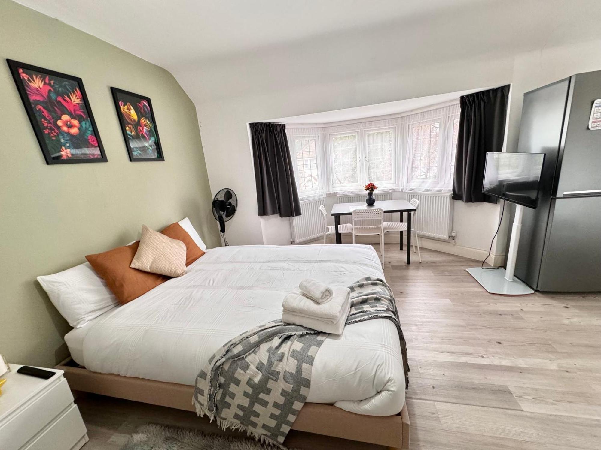 Charming Studio 30Min To Central London Eksteriør bilde